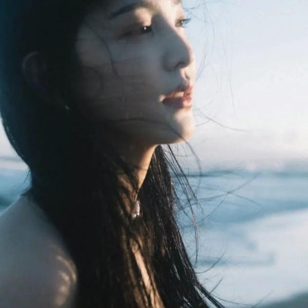 两面神的头